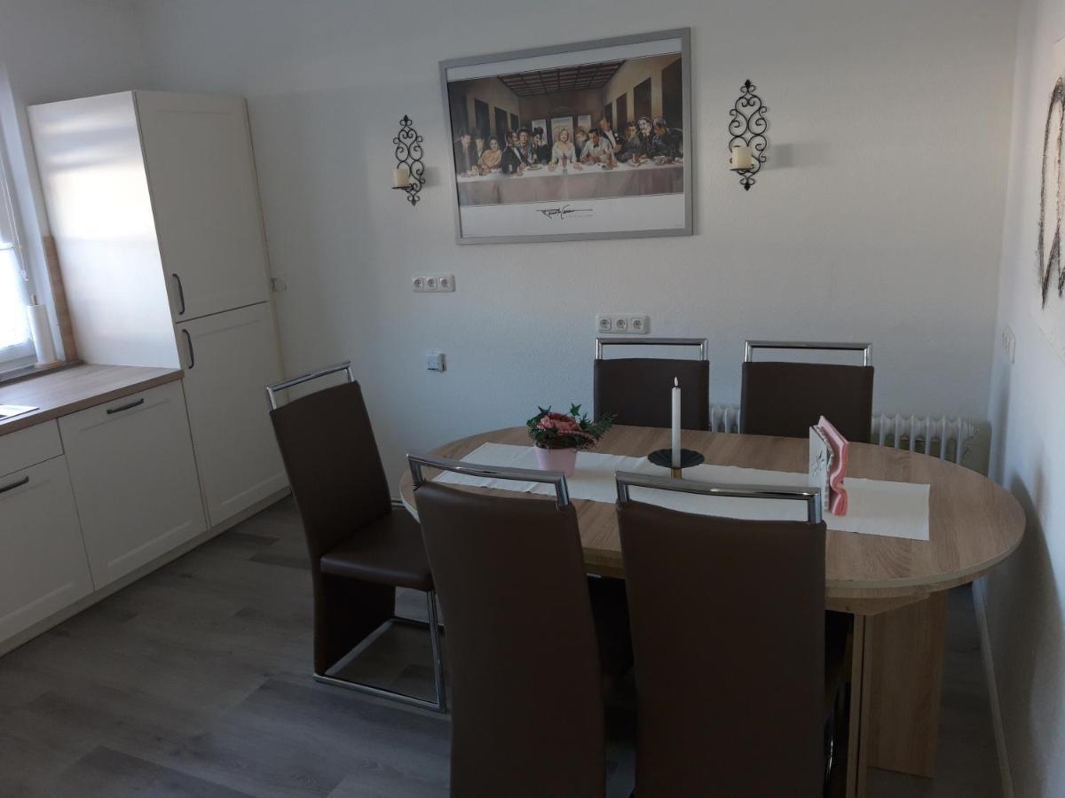 Ferienwohnung Finkenzeller ยีเวอ ภายนอก รูปภาพ