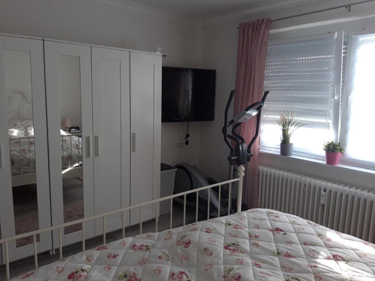 Ferienwohnung Finkenzeller ยีเวอ ภายนอก รูปภาพ